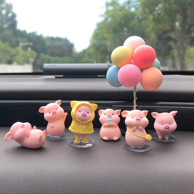 Car Piggy Cartoon Decoration