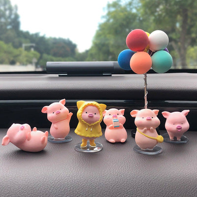 Car Piggy Cartoon Decoration