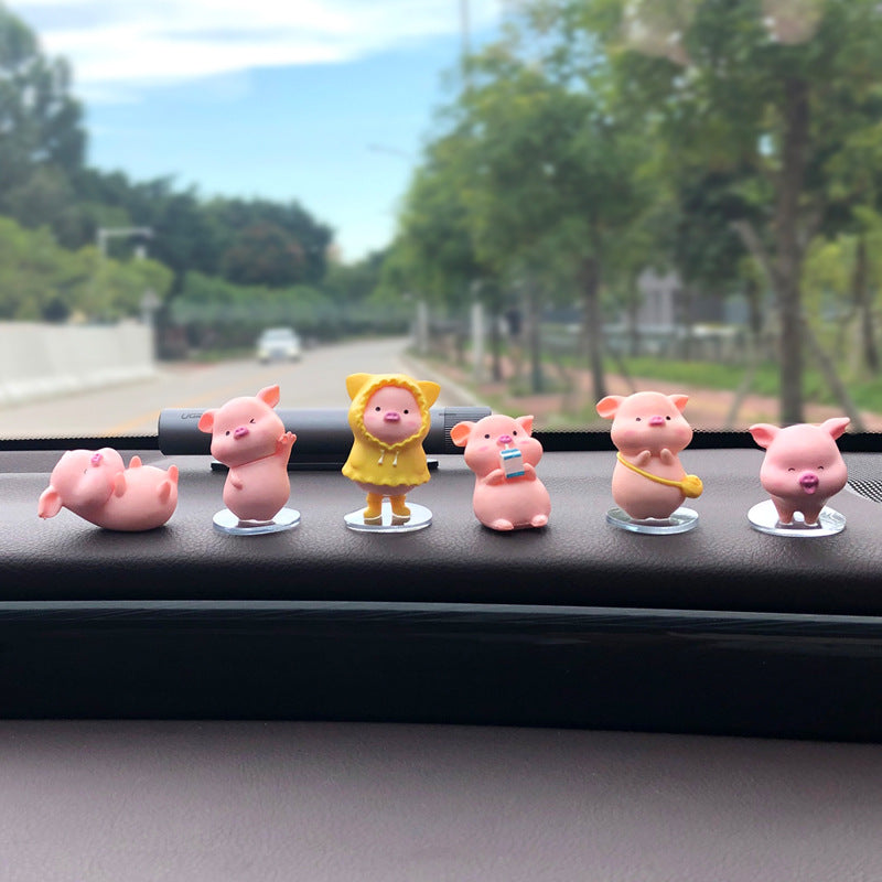 Car Piggy Cartoon Decoration