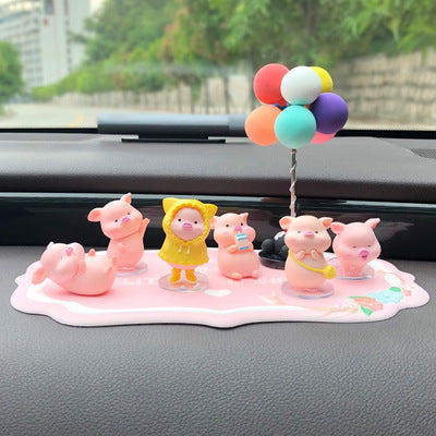 Car Piggy Cartoon Decoration