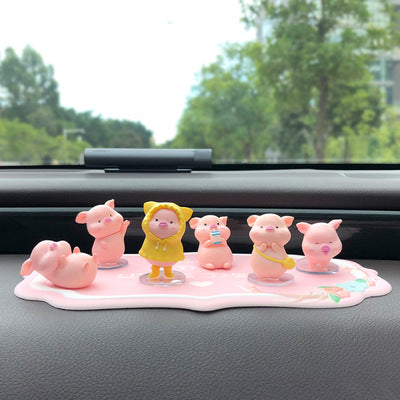 Car Piggy Cartoon Decoration